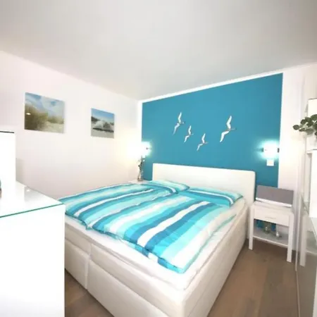 Strandallee 200 Apartment