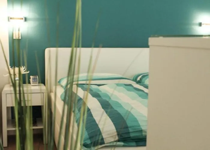 Apartment Strandallee 200 *